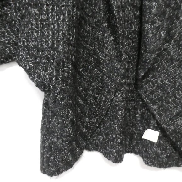 NU - NUMBERO | medium | Chic Black and White Knit Open Front Cardigan - Picture 6 of 13